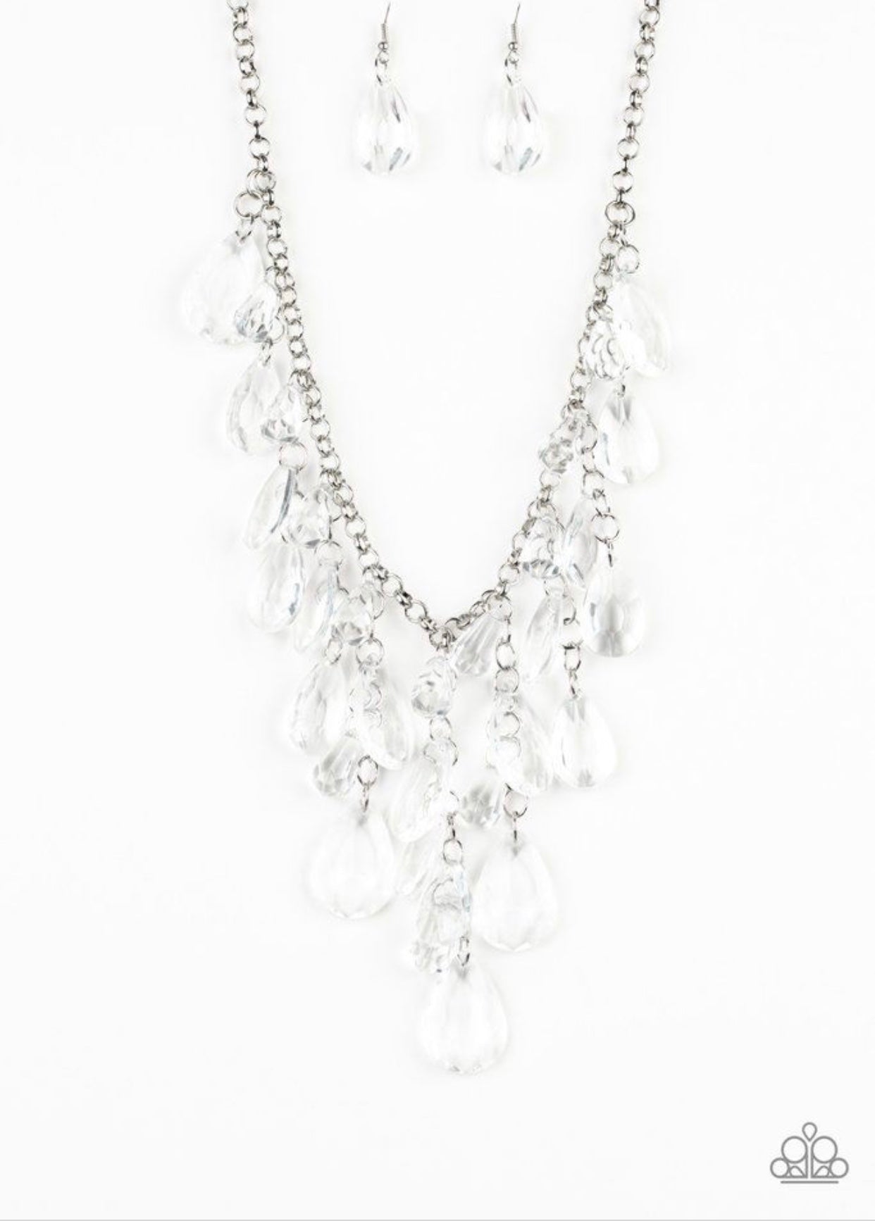 Tassel acrylic