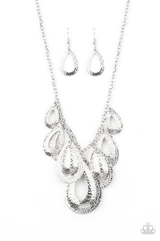 teardrop necklace